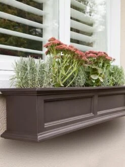 Fairfield Self-Watering Window Box, 4’ -Green Works Shop 39345 09V tif 1