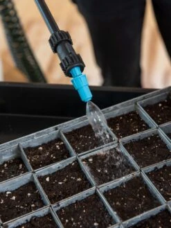 Sprayer Tank With Coil Hose Wand -Green Works Shop 3 4 crop 8612969 0154