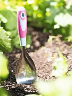 Dirty Little Digger™ 8 Dirty Little Digger™ -Green Works Shop 8594982 9961 tif