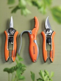 Gardener's Pocket Tool Set -Green Works Shop 8595268 9487 tif