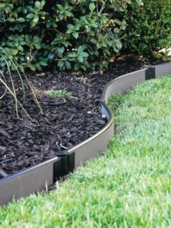 Curved Composite Landscape Edging Kit With 1" Boards -Green Works Shop 8599404 11V tif
