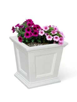 Fairfield Self-Watering Square Planter, 16” X 16” -Green Works Shop 8611695 16V tif