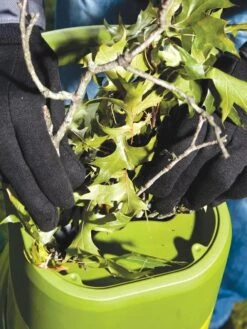 Snow Joe® 15-Amp Electric Wood Chipper/Shredder -Green Works Shop 8612510 08v tif